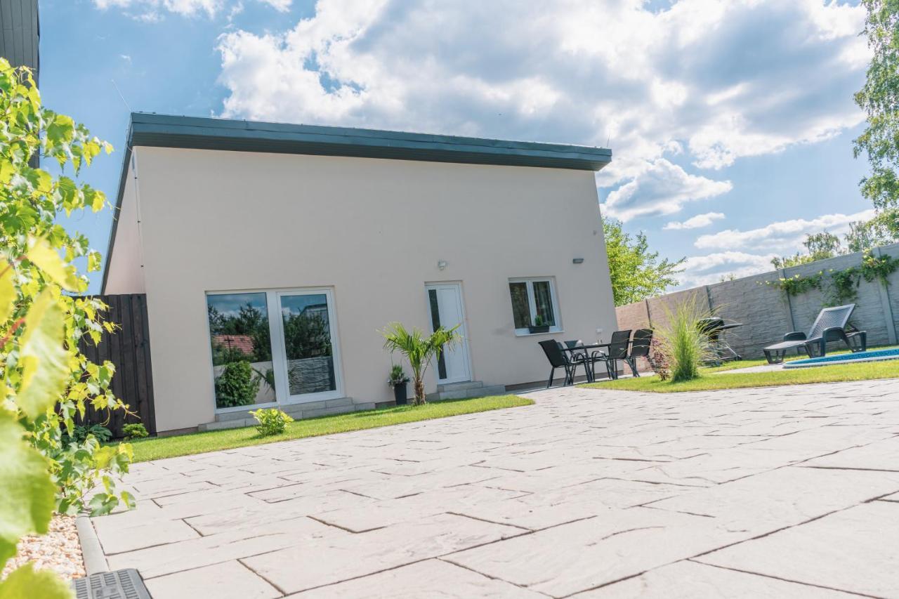Villa Relax House Mohelnice Exterior foto
